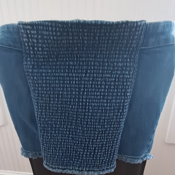 Denim Blue Button-Front Top - Picture 4 of 6